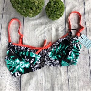 NEW!  🎉 Pour Moi bathing suit top